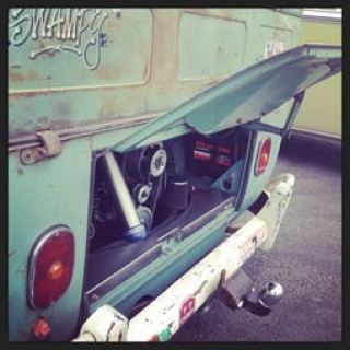 汽车加装旅行架是否违法？一文解析加装旅行架的合法性与注意事项