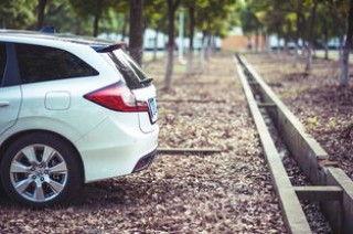 如何成为一名专业的汽车评测人