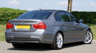 优雅与性能并存，50万以内适合女生的轿车推荐